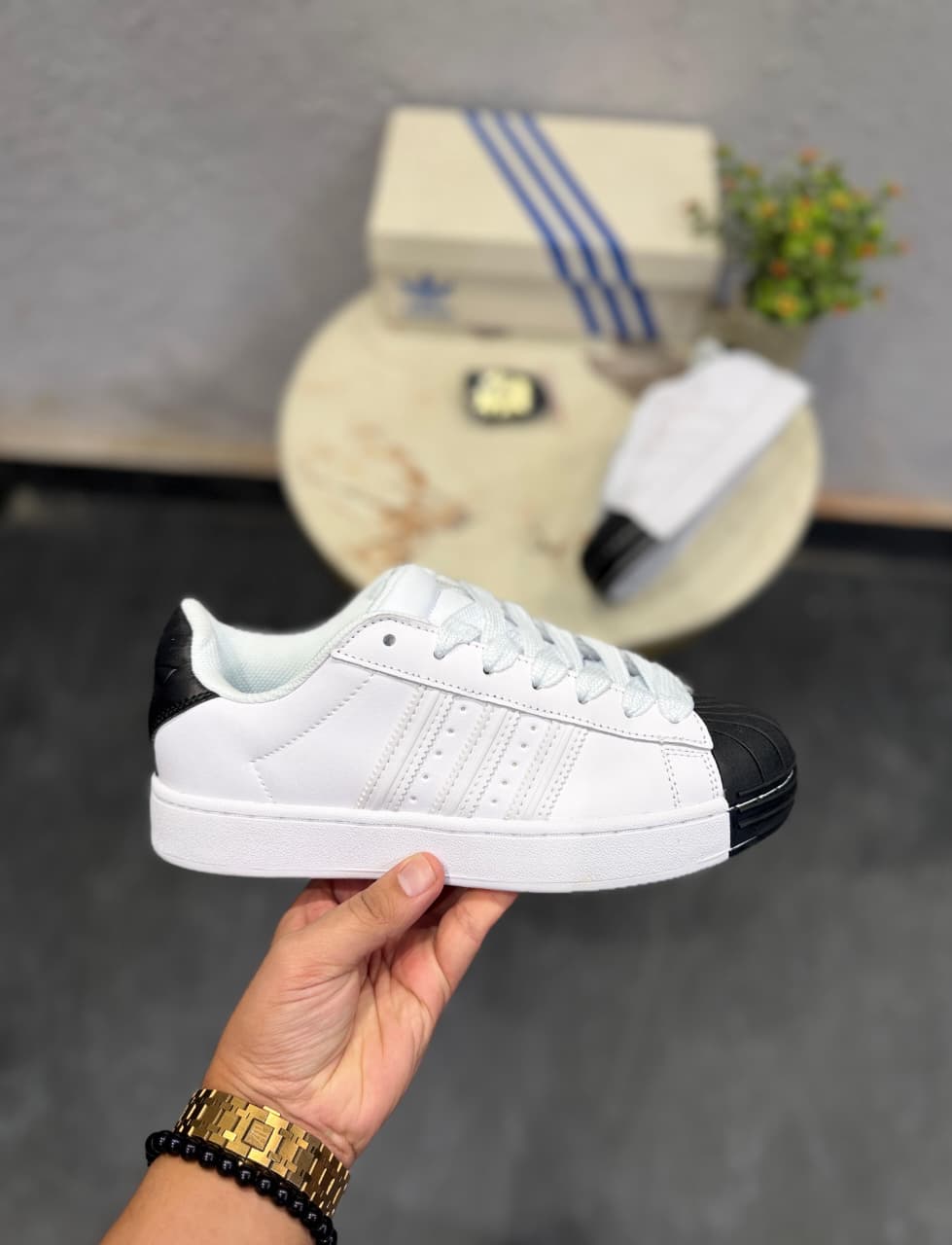ADIDAS ORIGINALS  SUPERSTAR 2ND GENERATION WHITE BLACK
