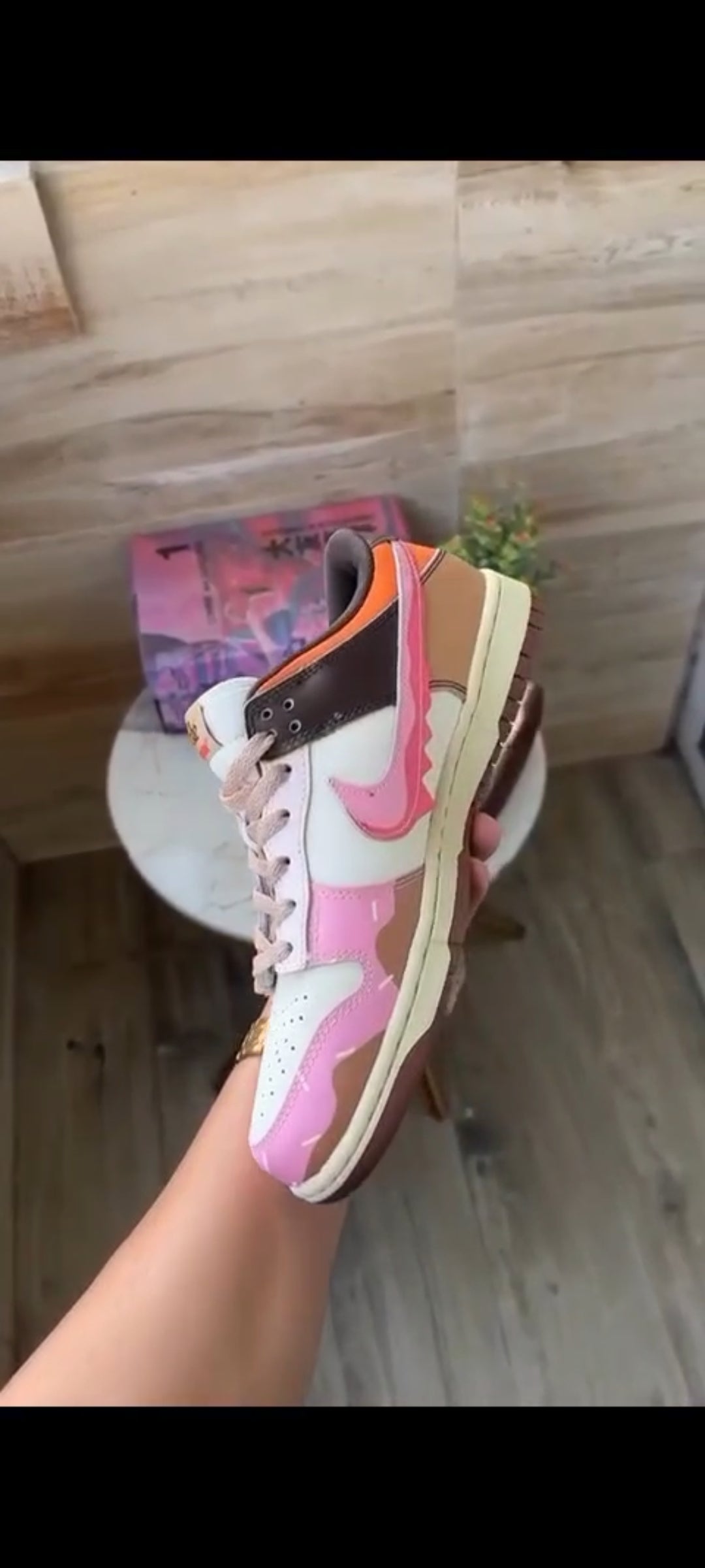NIKE SB DUNK WHAT THE DUNKIN DONUT