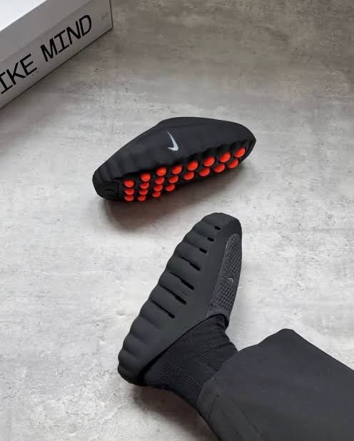 NIKE MID 0001 SLIDE
