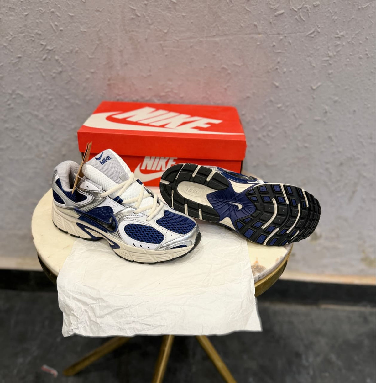NIKE VOMERO 5 RUNNER BLUE GREY