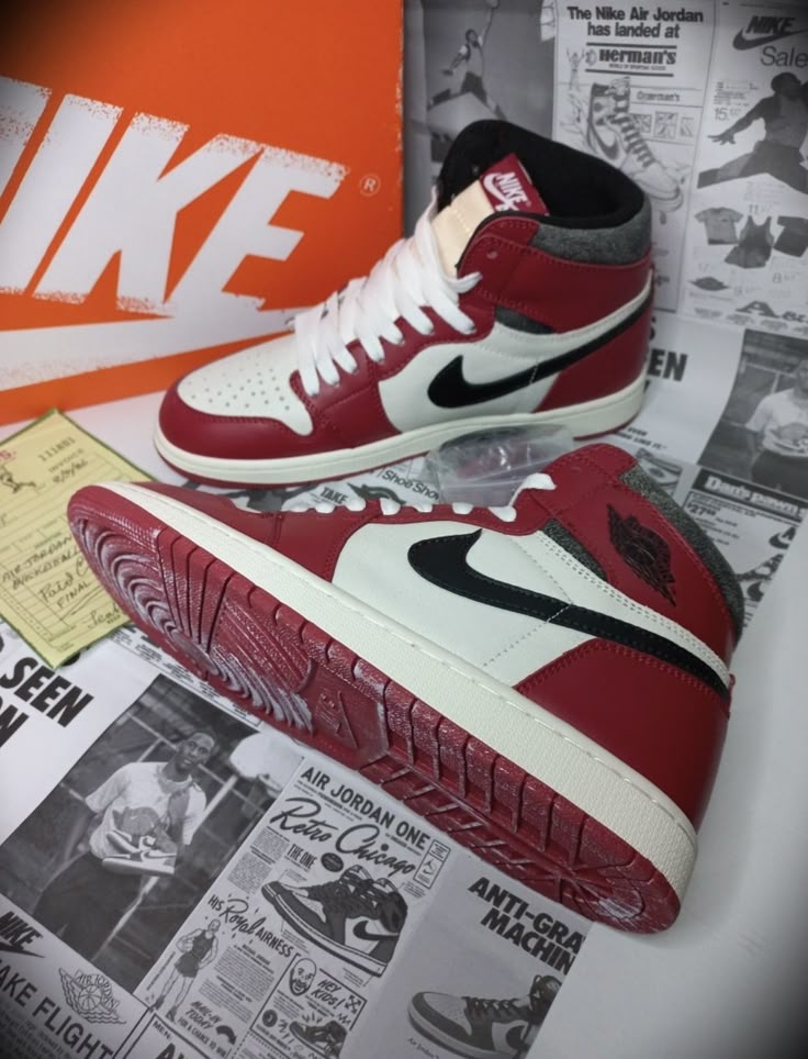 AIR JORDAN 1 HIGH LOST & FOUND U.A