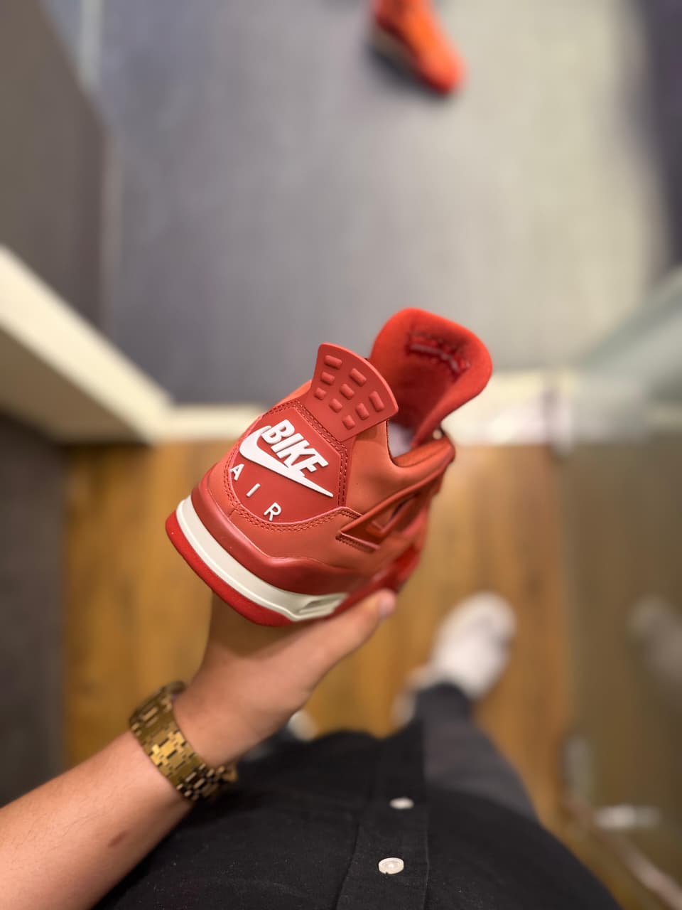 AIR JORDANS RETRO 4 NIGEL SYLVESTER