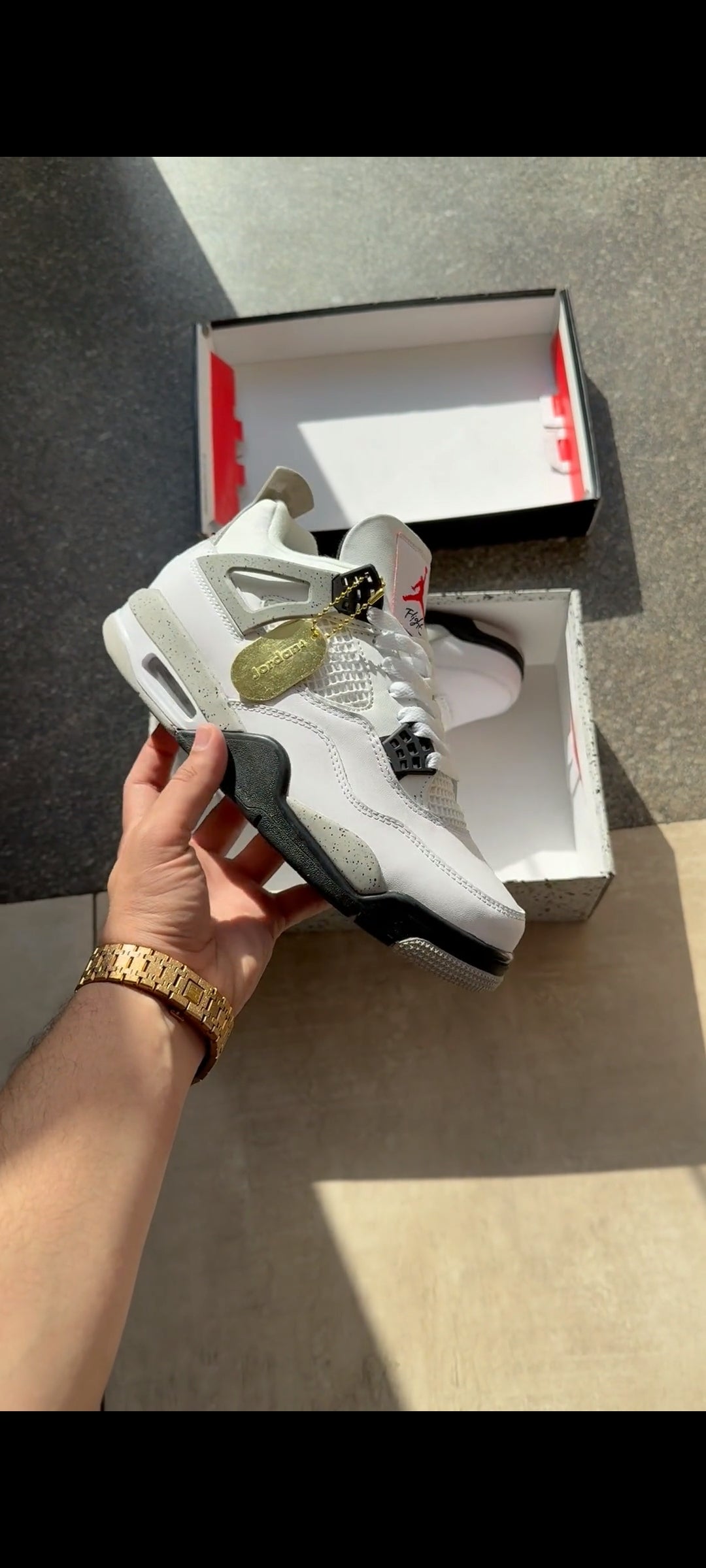 AIR JORDAN RETRO 4 WHITE CEMENT U.A