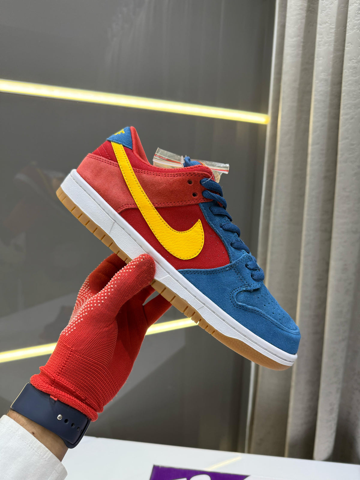 NIKE SB DUNK LOW FC BARCELONA  CATALONIA