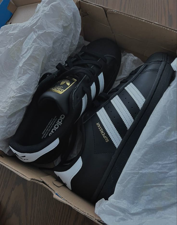 ADIDAS SUPERSTAR BLACK