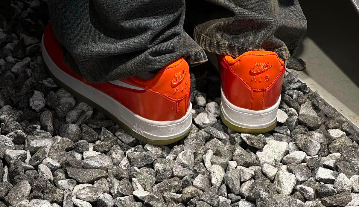 NIKE AIRFORCE  ONE FOAMPOSITE METTALIC ORANGE