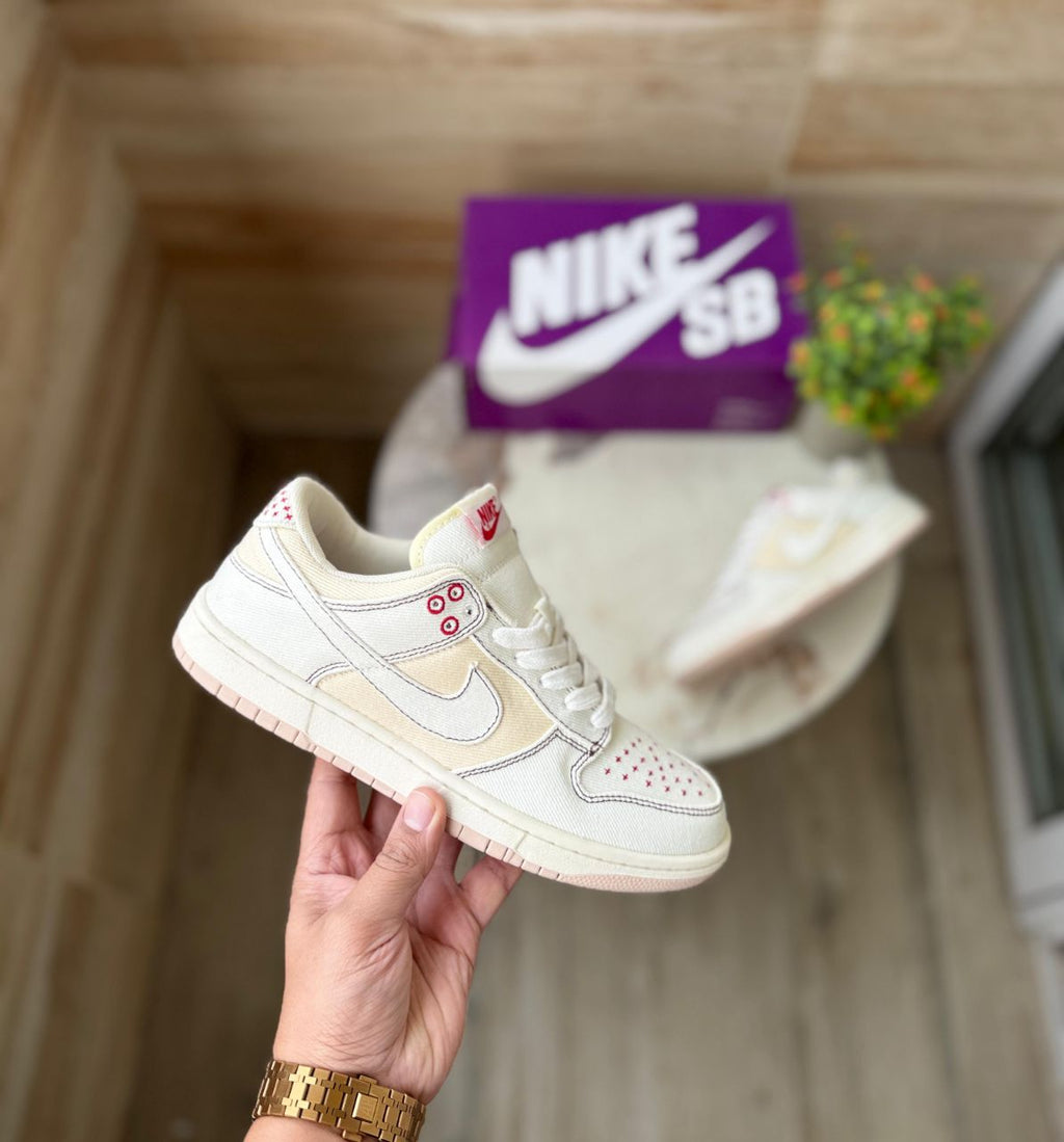 NIKE SB DUNK LOW OREWOOD BROWN