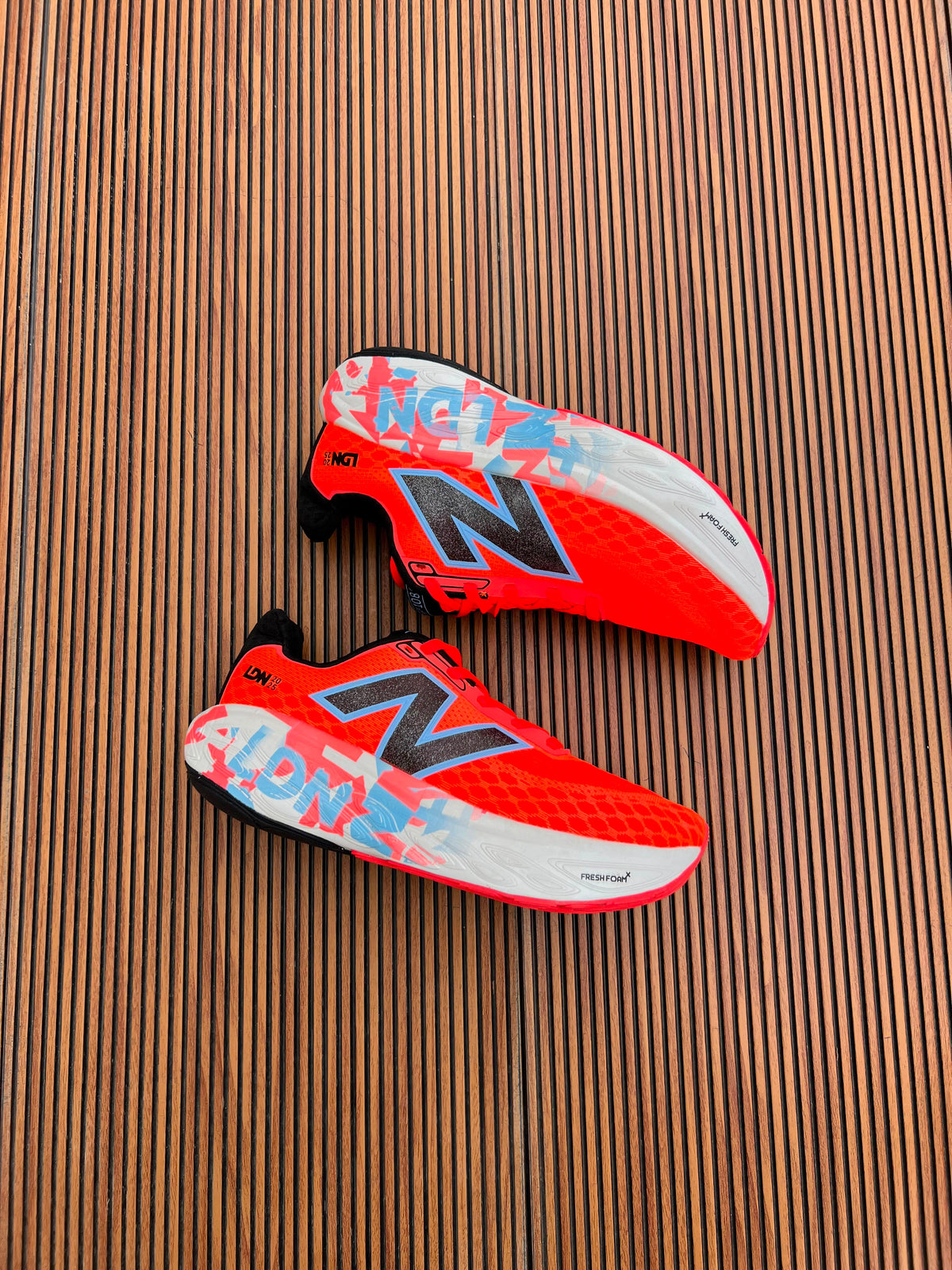 NEW BALANCE 1080LND