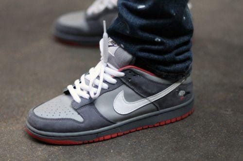 NIKE SB  DUNK NYC PIGEON GREY