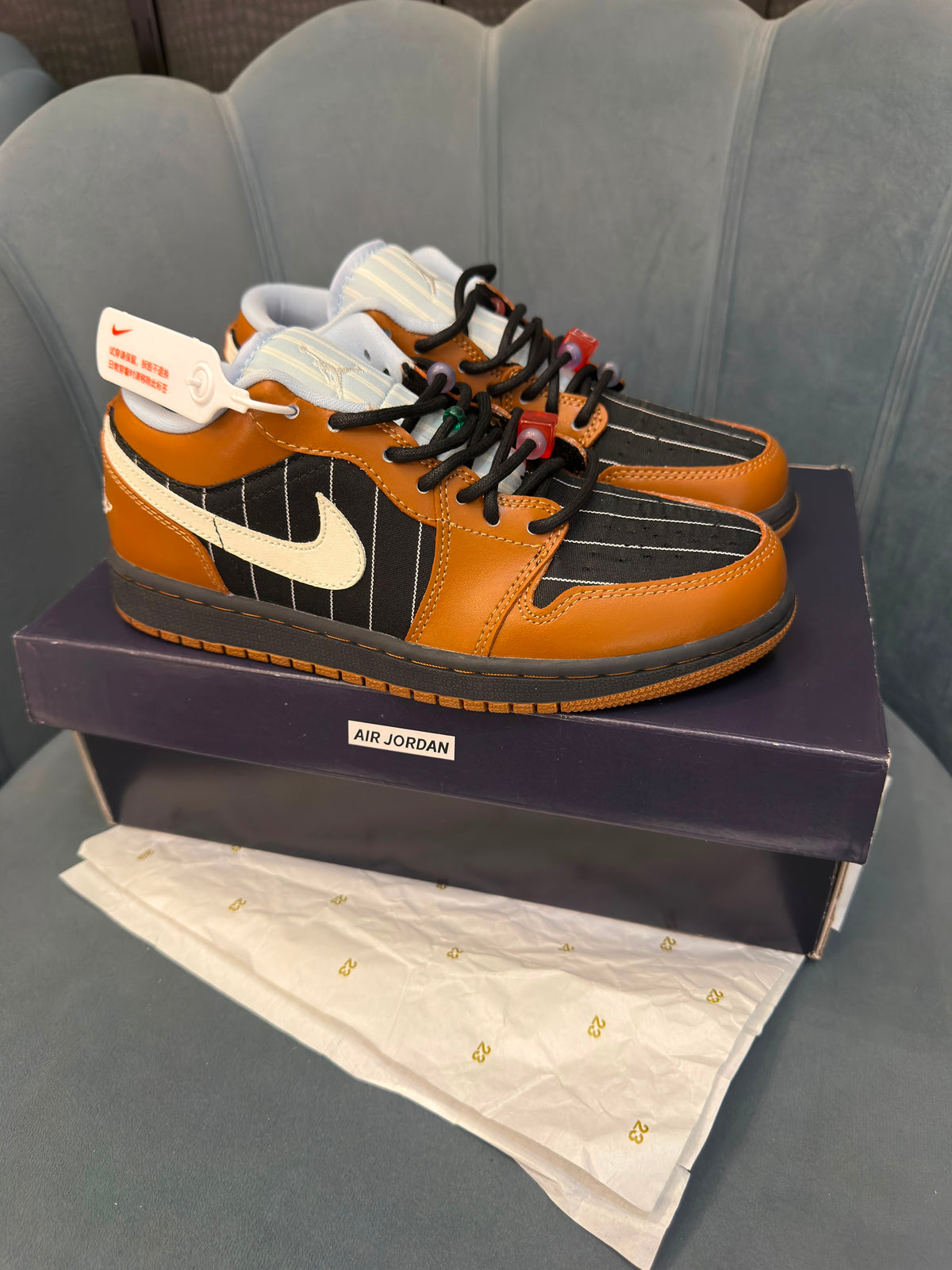 AIR JORDANS LOW SE LIGHT BRITISH TAN