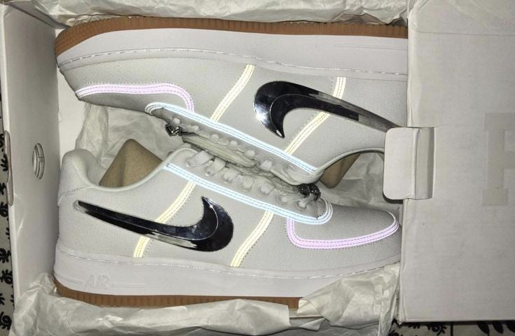 NIKE AIRFORCE 1 LOW X TRAVIS SCOTT SAIL