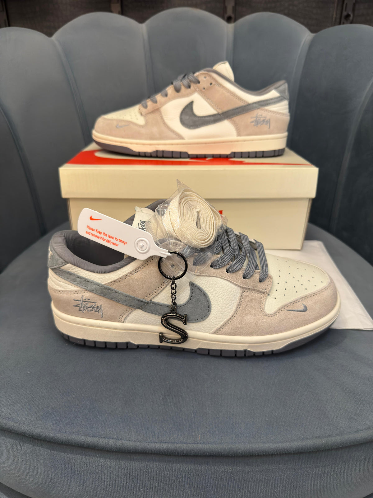 NIKE SB DUNK STUSSY WHITE CARBON BEIGE