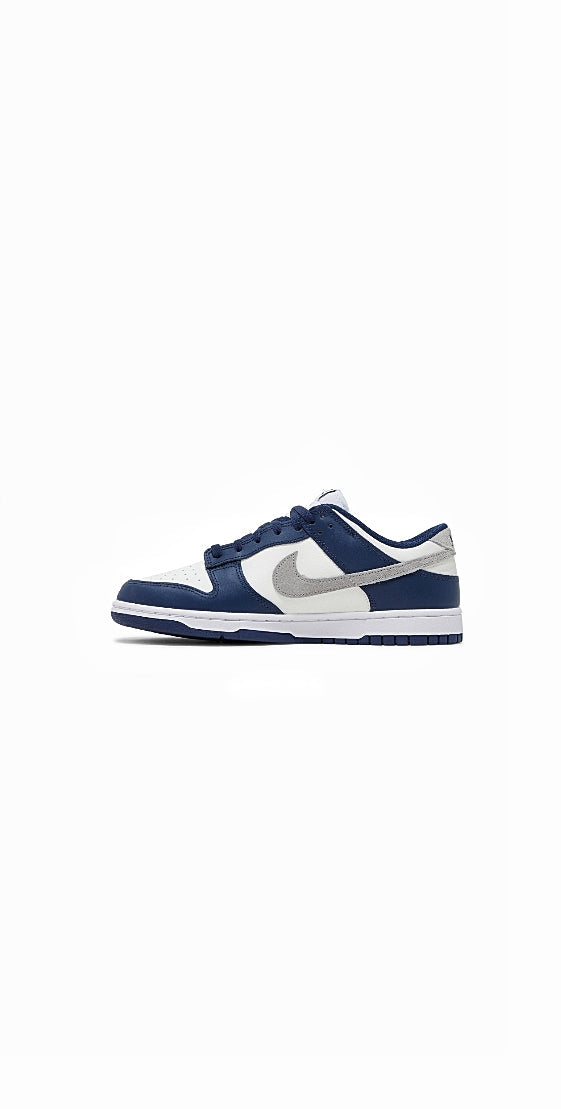 NIKE SB DUNK LOW SUMMIT NAVY