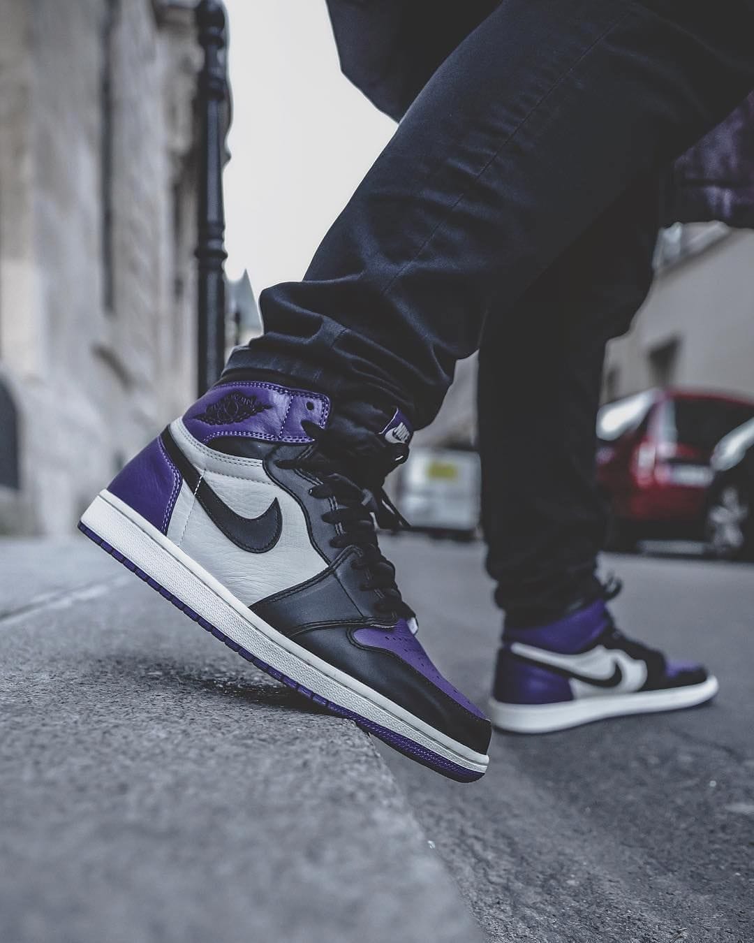 AIR JORDAN RETRO 1 MID PURPLE COURT