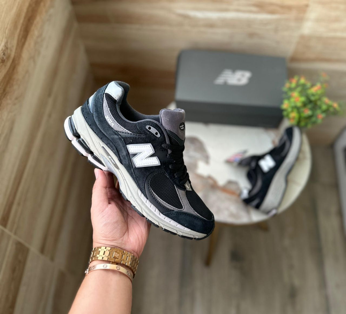 NEW BALANCE 2002R SHADOW BLACK