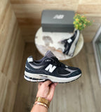 NEW BALANCE 2002R SHADOW BLACK