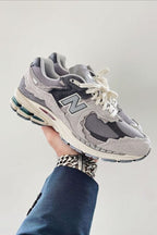 NEW BALANCE 2002R RAIN CLOUD