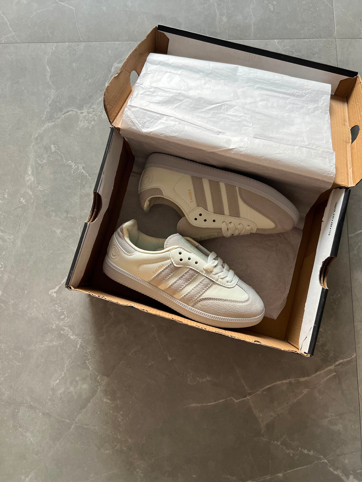 ADIDAS SAMBA