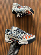NIKE AIRMAX TN PLUS DRIFT