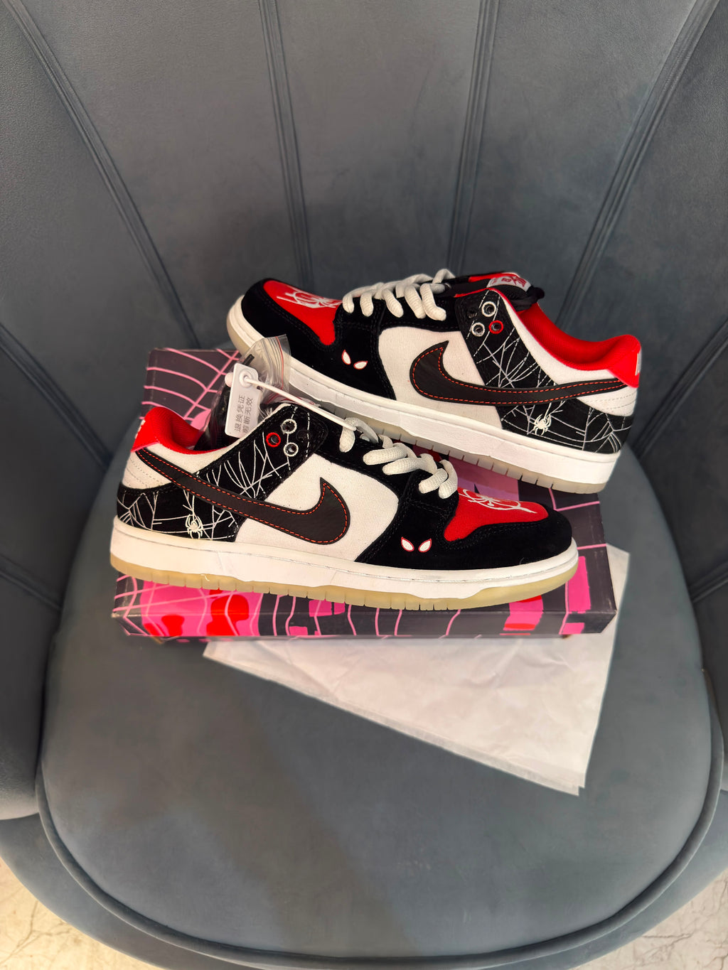 NIKE SB DUNK SPIDERMAN MILES MORALES