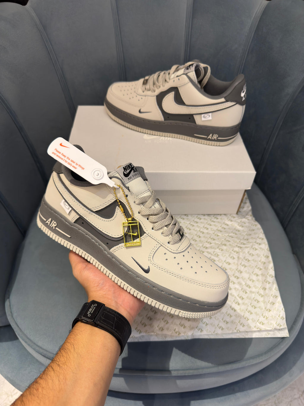 NIKE AIRFORCE 1 EPIC GREY