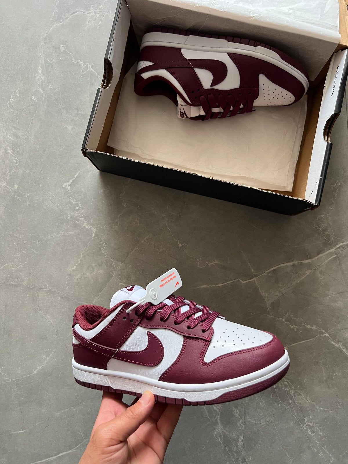 NIKE SB DUNK