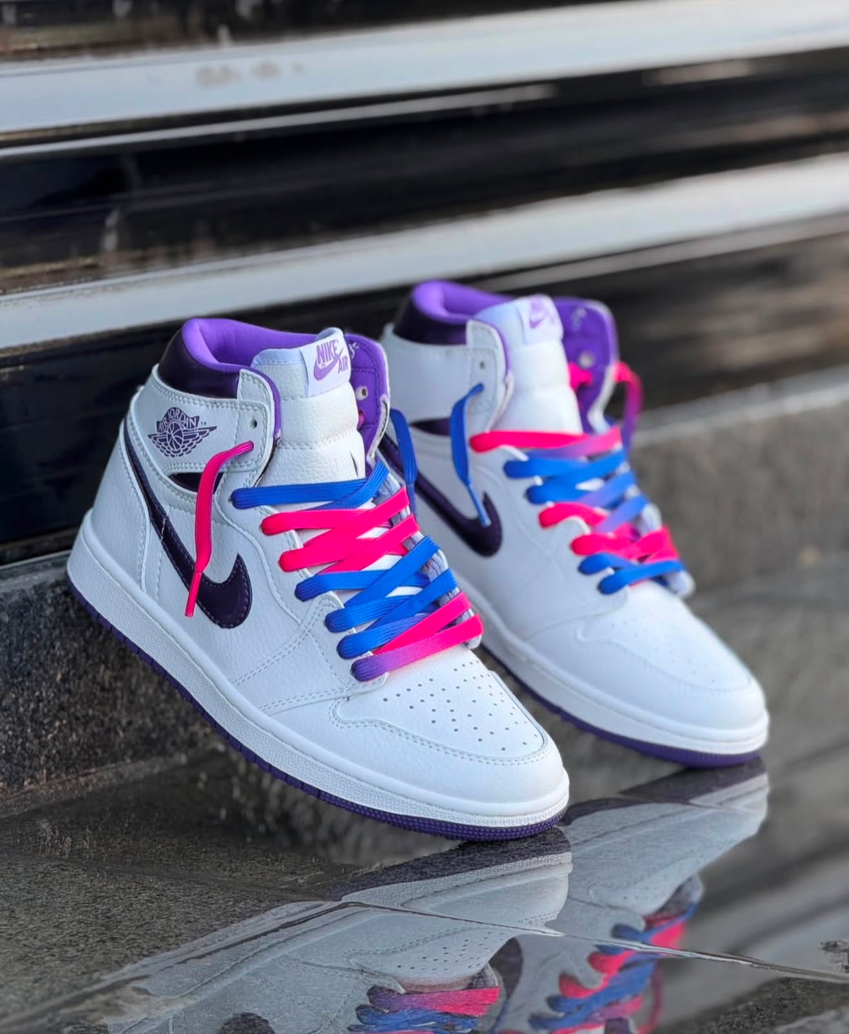 NIKE AIR JORDAN 1 RETRO HIGH COURT PURPLE