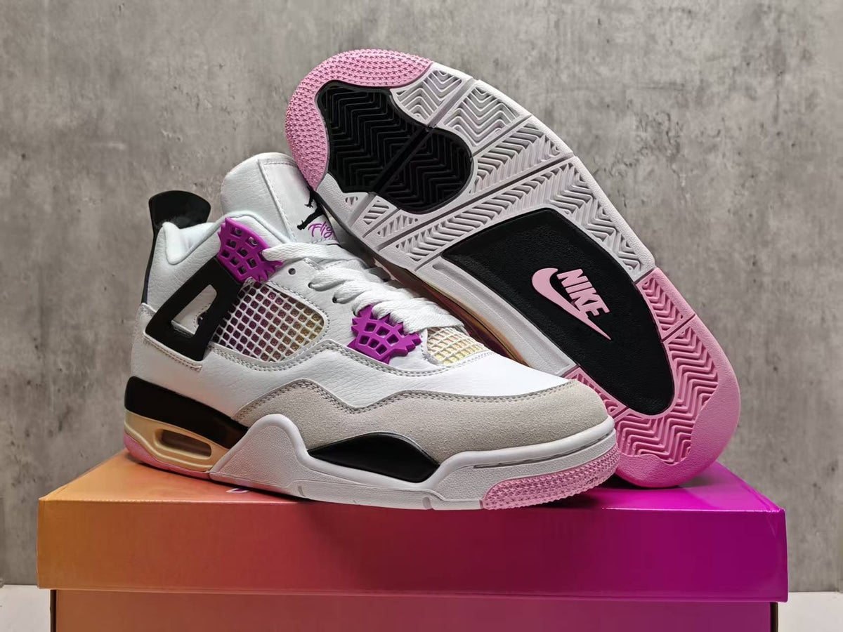 NIKE AIR JORDAN 4 RETRO COMIC