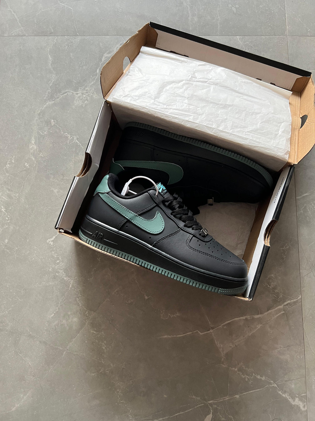 NIKE AIRFORCE  ONE