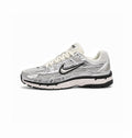 NIKE P 6000 TRAINER METALLIC