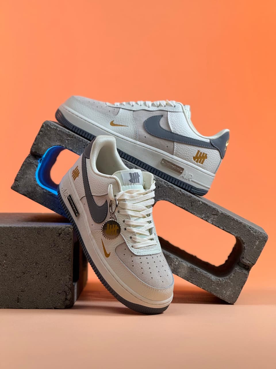 NIKE AIRFORCE CUSTOM BEIGE UNDERSTAND UNDEFEATED 2025