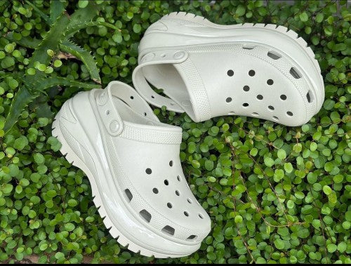 CROCS MEGA CRUSH CLASSIC CLOG