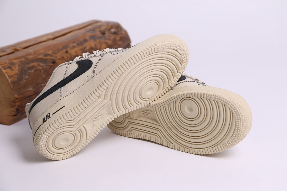 NIKE AIRFORCE ONE KHAKI ESSENTIAL