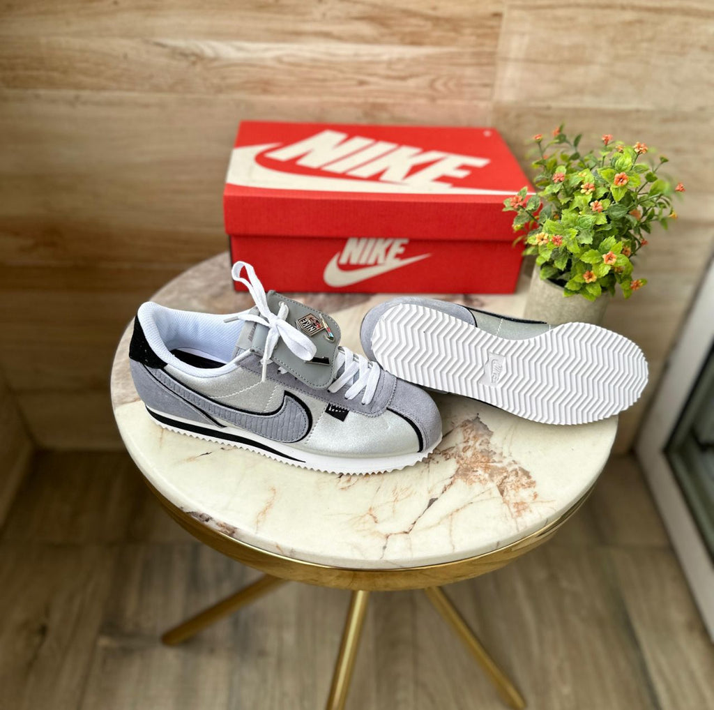 NIKE CORTEZ ALL PETALS UNITED GREY