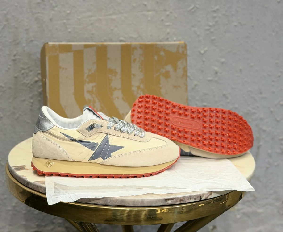 GOLDEN GOOSE MARATHON SNEAKERS BEIGE SILVER