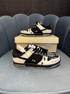 NIKE SB  DUNK 2023 CHROME HEARTS