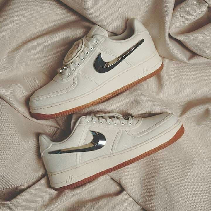 NIKE AIRFORCE 1 LOW X TRAVIS SCOTT SAIL
