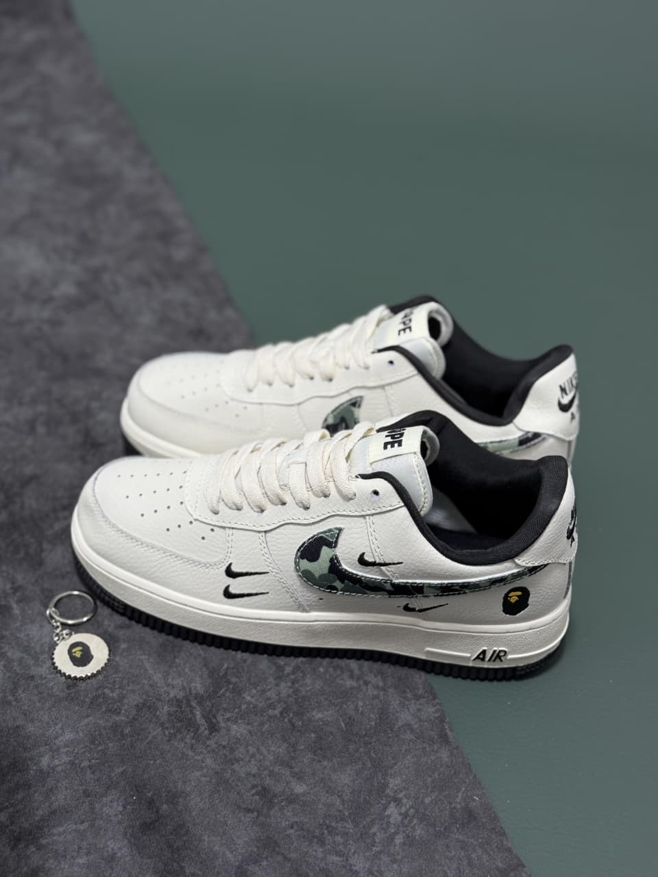 NIKE AIRFORCE BAPE CAMO 2025