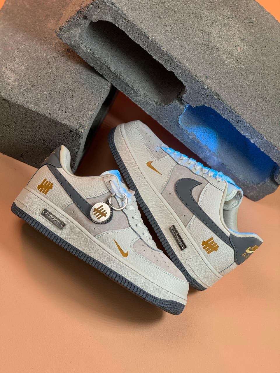 NIKE AIRFORCE CUSTOM BEIGE UNDERSTAND UNDEFEATED 2025