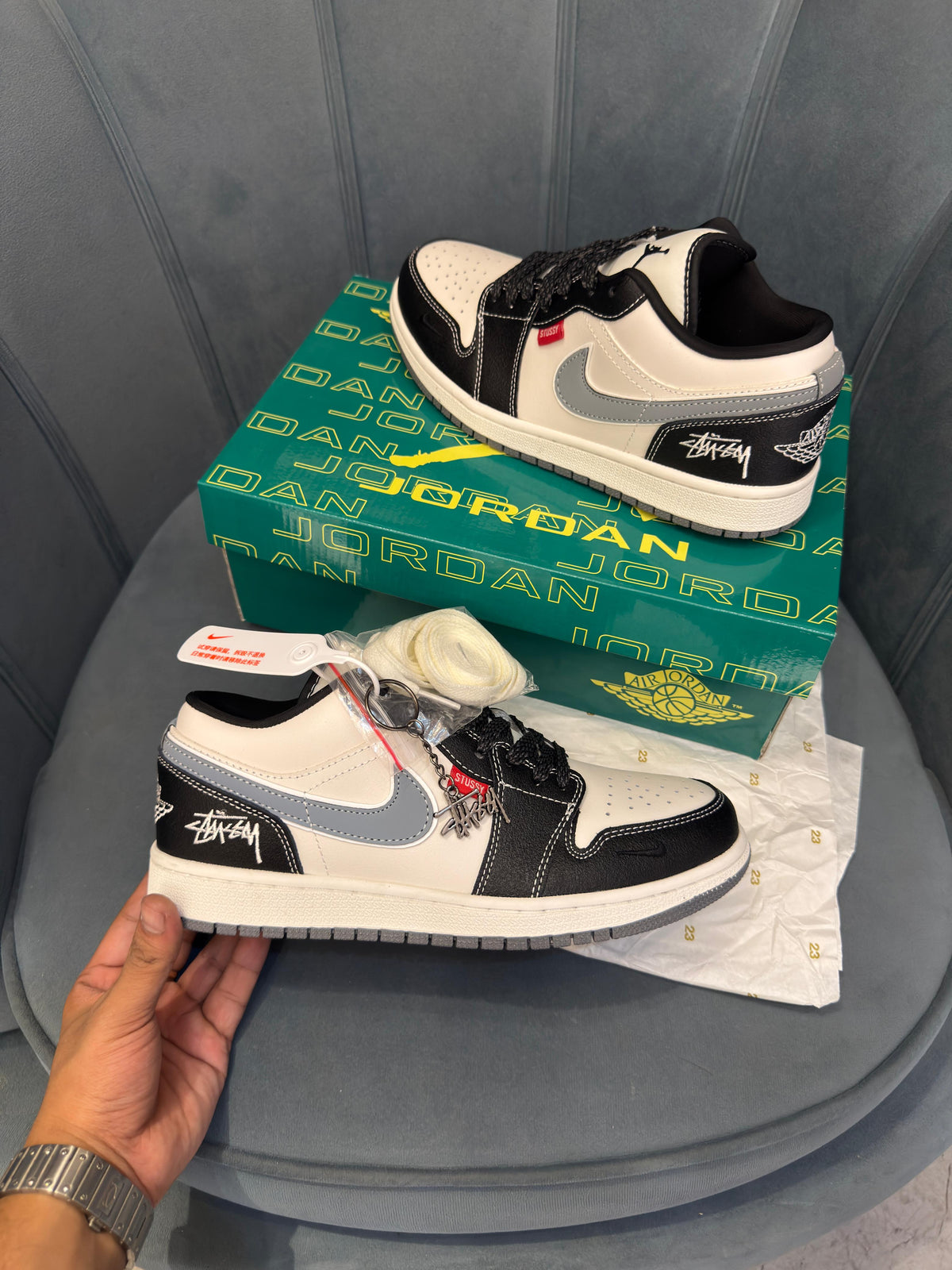 AIR JORDANS RETRO 1 X STUSSY BLACK GREY