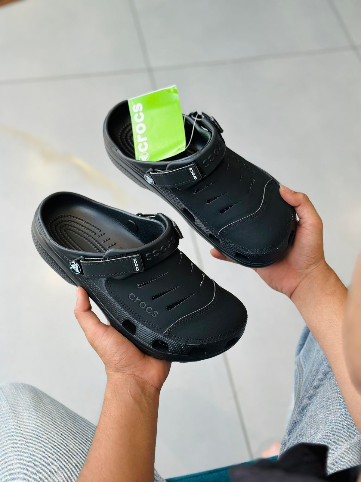 CROCS YUKON