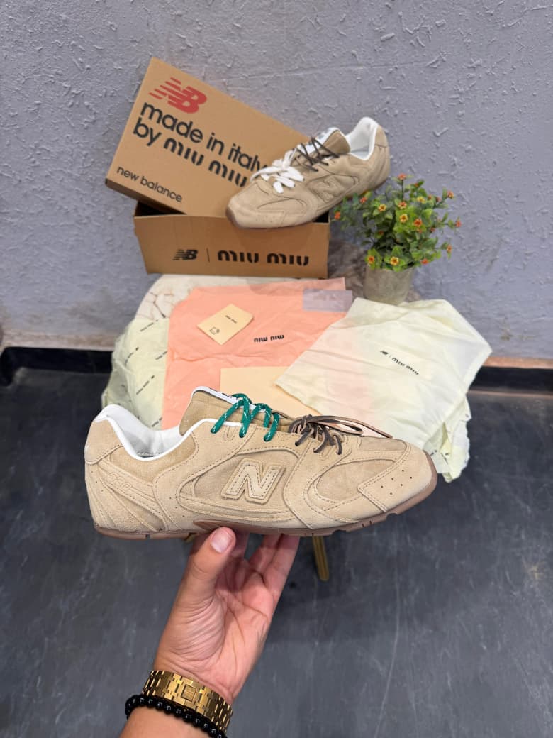 NEW BALANCE 530 X MIU MIU ECRU