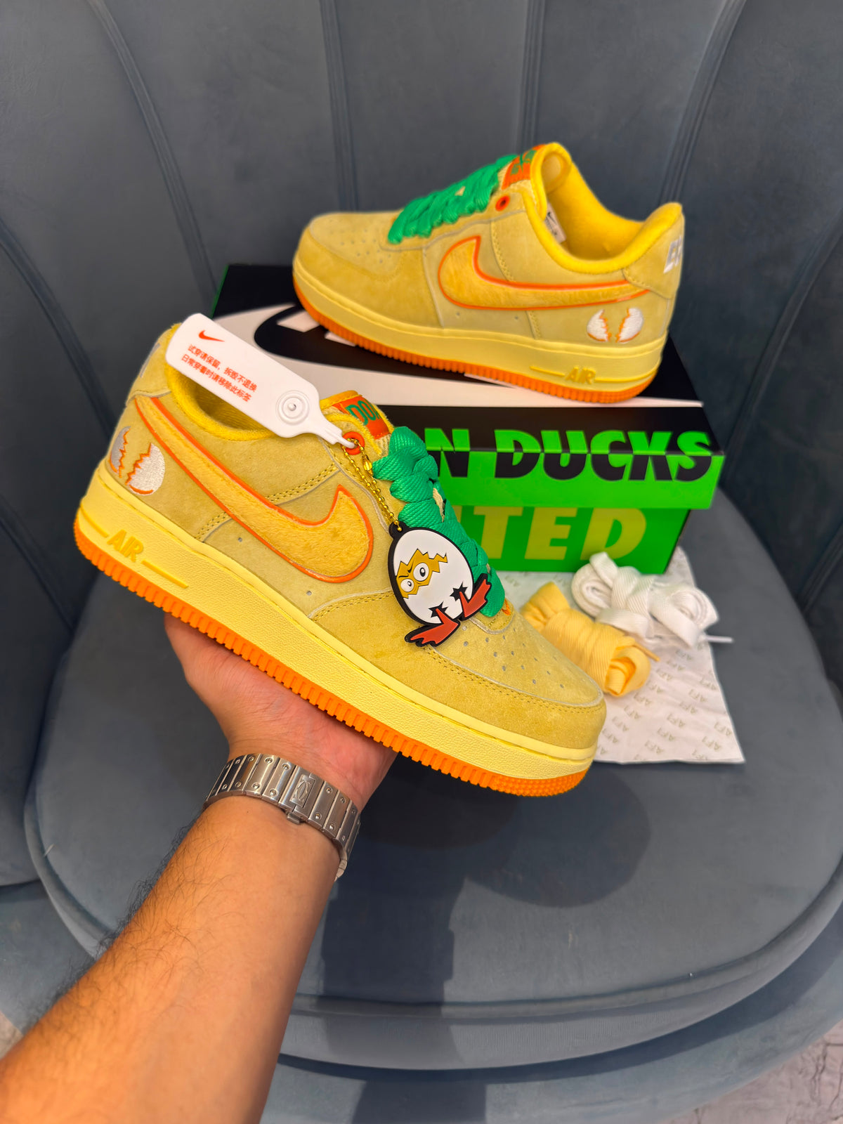 NIKE AIRFORCE x DOAF "EGG OR DUCK"