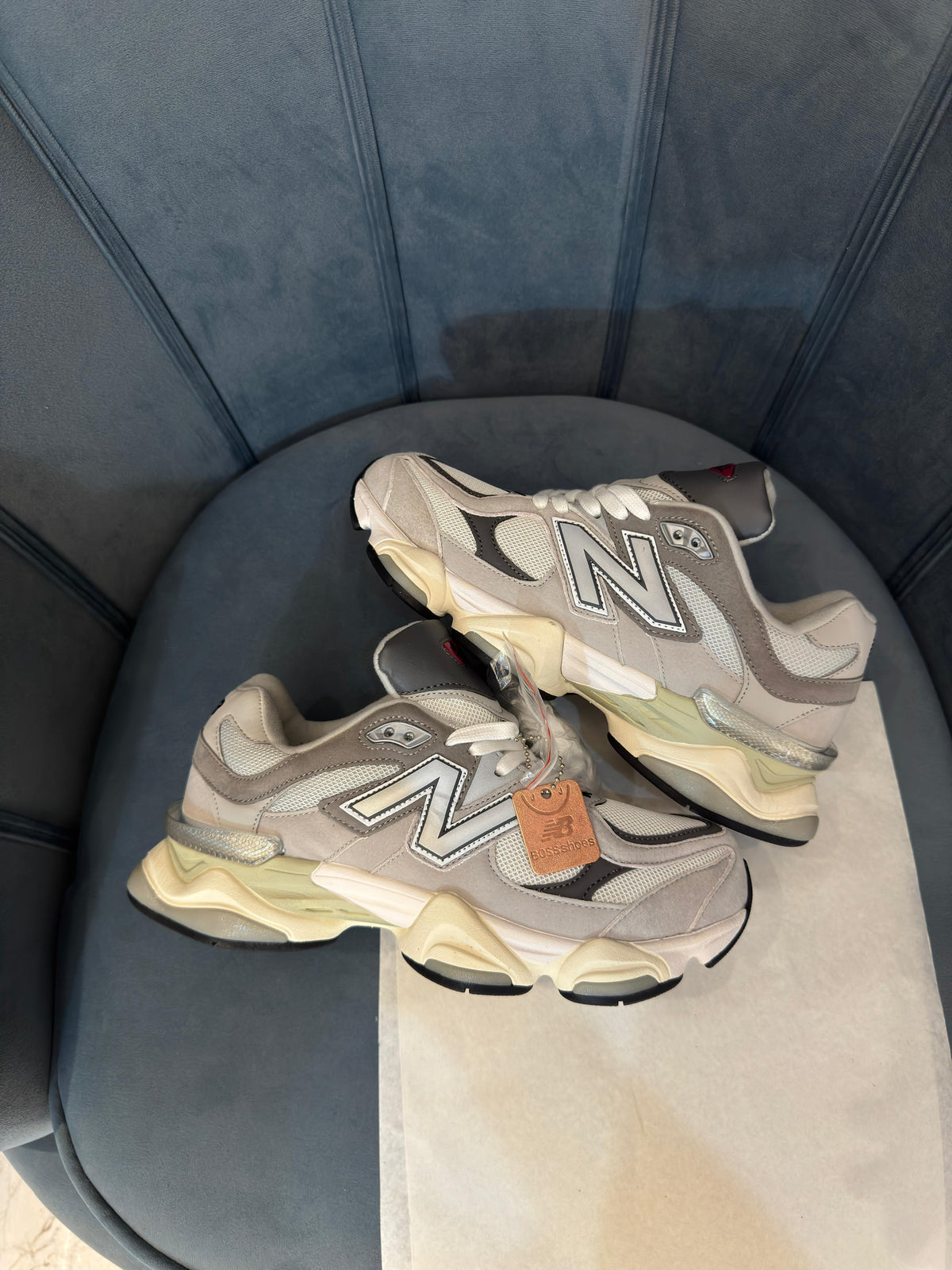 NEW BALANCE 9060 GREY