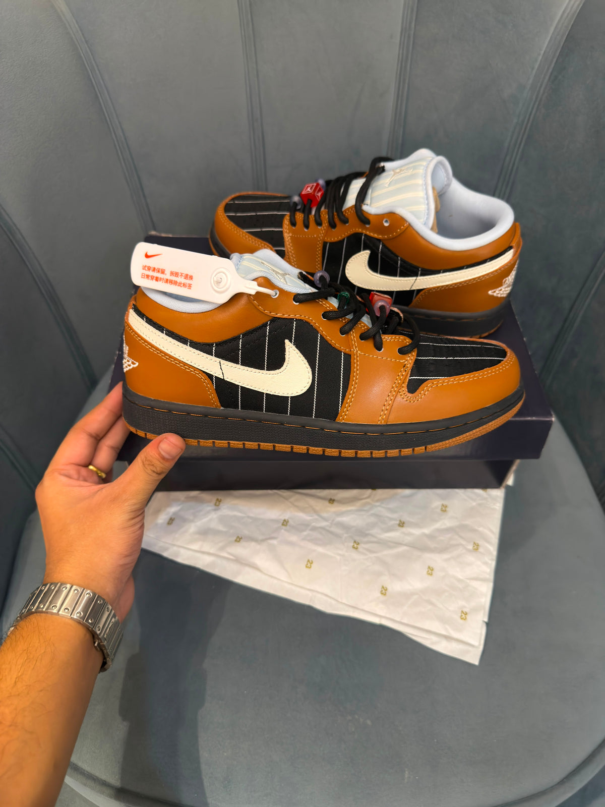AIR JORDANS LOW SE LIGHT BRITISH TAN