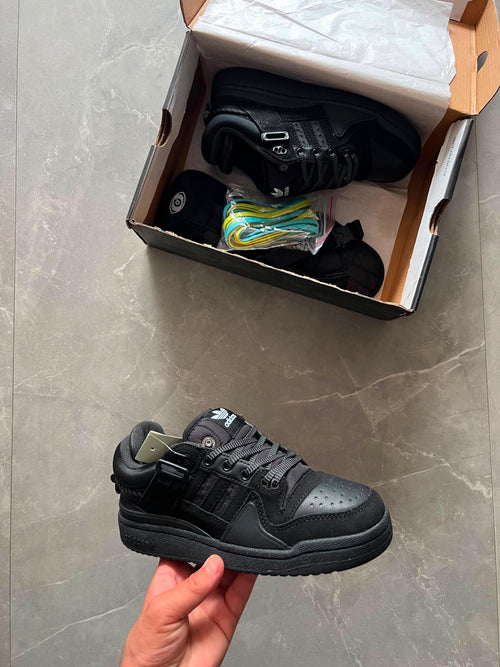ADIDAS BAD BUNNY