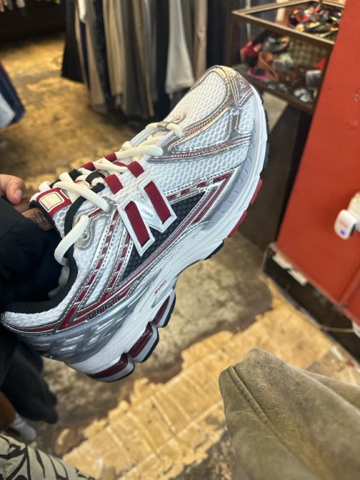 NEW BALANCE 1906R SILVER CLASSIC CRIMSON RED