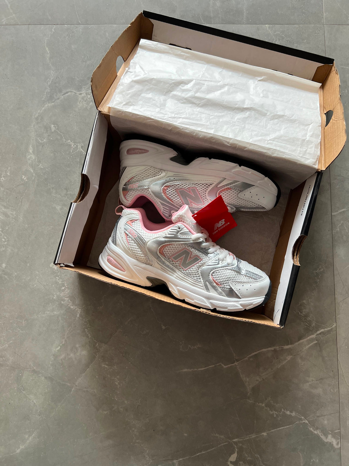 NEW BALANCE 530