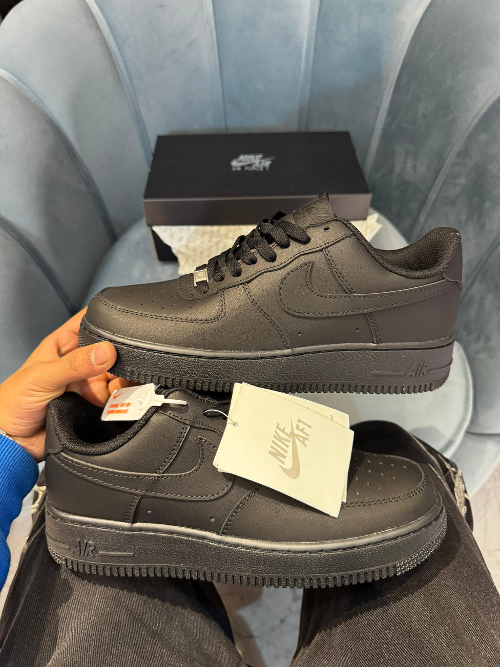 AIRFORCE 1  TRIPLE BLACK FULL LEATHER