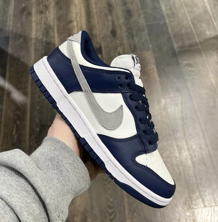 NIKE SB DUNK LOW SUMMIT NAVY